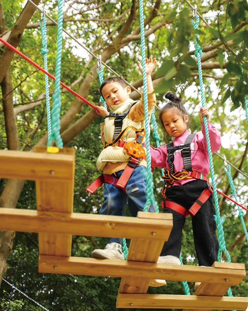 Kleurrijknetten Aangepaste Avo - Outdoor Adventure Course recensie en prijs