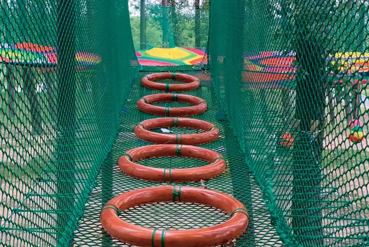Kleurrijknetten Aangepaste Avo - Outdoor Adventure Course recensie en prijs